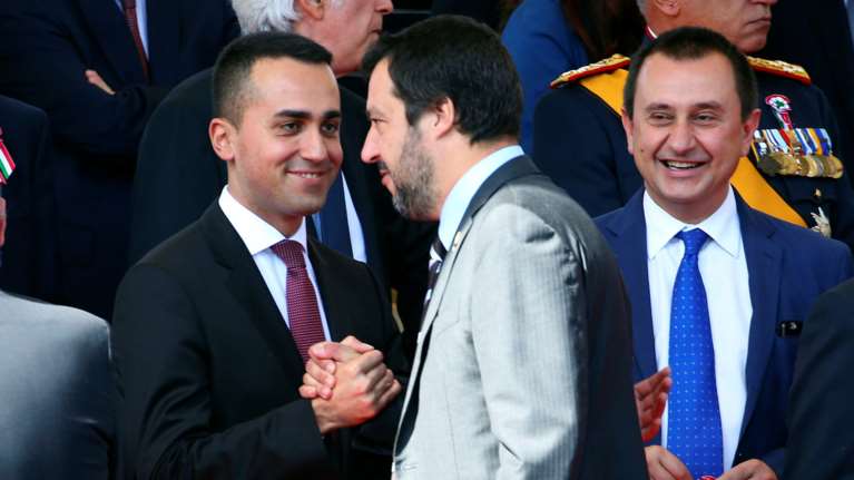 Eπίσημη... πρώτη της κυβέρνησης Κόντε με παρέλαση  [Εικόνες]