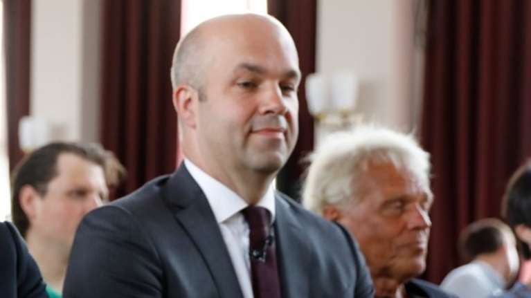 Φράτσερ: Κατανοητή η οργή Τραμπ για το τεράστιο πλεόνασμα της Γερμανίας