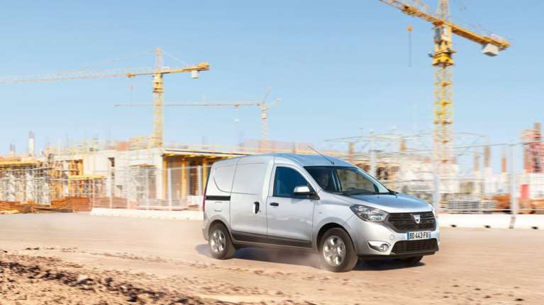 Dacia Dokker Van: Επαγγελματικό με χώρους και τεχνολογία