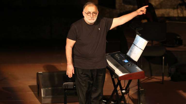 Θάνος Μικρούτσικος: «Θέλω να τελειώσει αυτός ο κύκλος χωρίς να σέρνομαι»