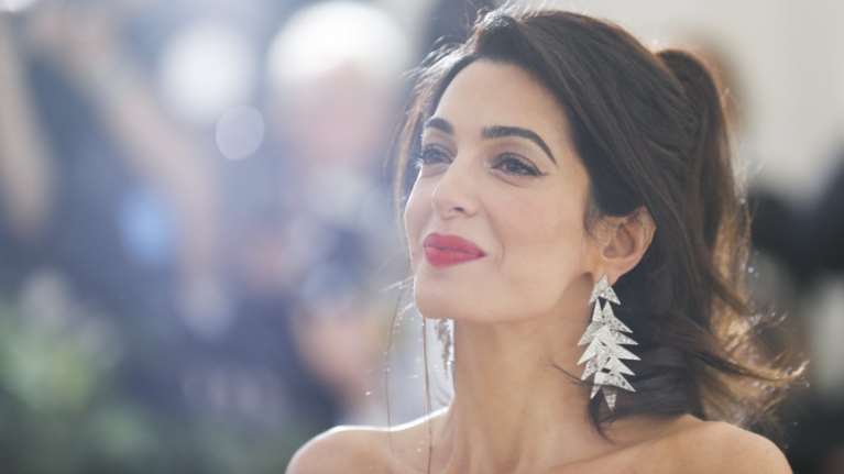 Η φωτογραφία της Αμάλ που φουντώνει τις φήμες για δεύτερη εγκυμοσύνη