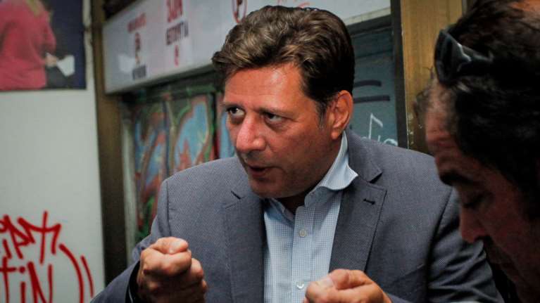 Προανάκριση της Ασφάλειας για την επίθεση στο γραφείο Βαρβιτσιώτη