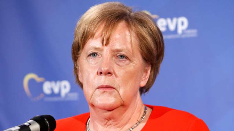 Mέρκελ: Δέχτηκα τόσες ύβρεις στην Ελλάδα αλλά...