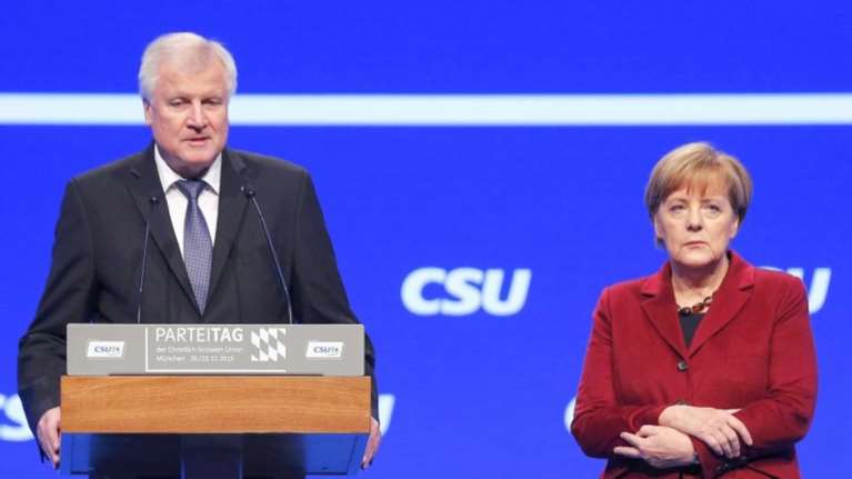 Γερμανία: Το Μεταναστευτικό προκαλεί «ρήγμα» στον κυβερνητικό σχηματισμό