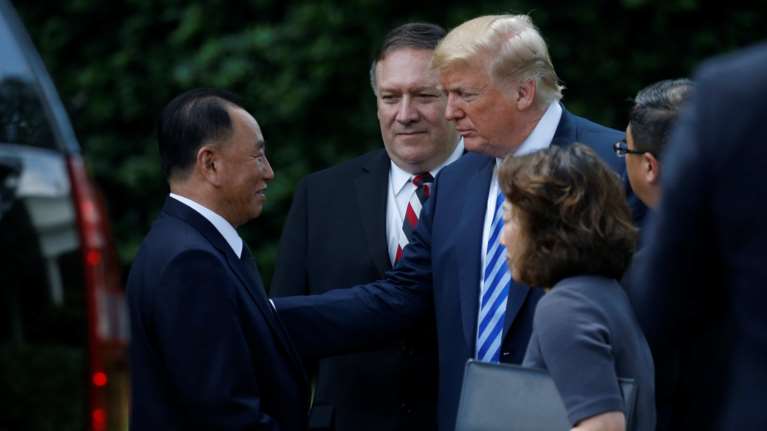Το διπλωματικό παρασκήνιο της ιστορικής συνόδου Τραμπ-Κιμ