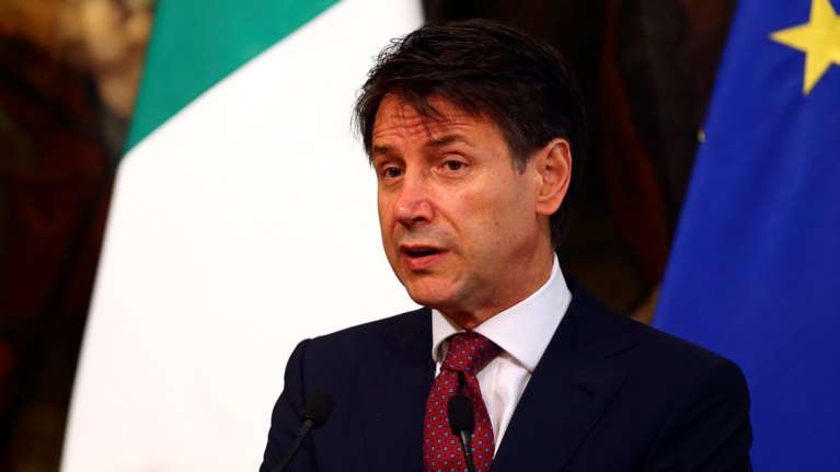 Τζουζέπε Κόντε: Δεν θα δεχθούμε υποκριτικά μαθήματα από τη Γαλλία