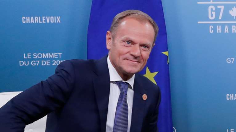 Τουσκ: Τσίπρας και Ζάεφ έκαναν το αδύνατο δυνατό