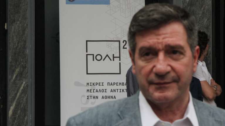 Δεν εγκρίθηκε από το Δημ. Συμβούλιο της Αθήνας η επίσκεψη Καμίνη στα Σκόπια