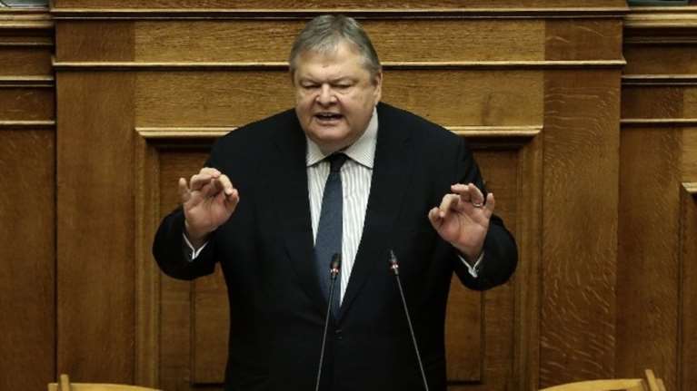 Βενιζέλος: Απάντηση στο ασύλληπτο θράσος Τσίπρα η πρόταση δυσπιστίας