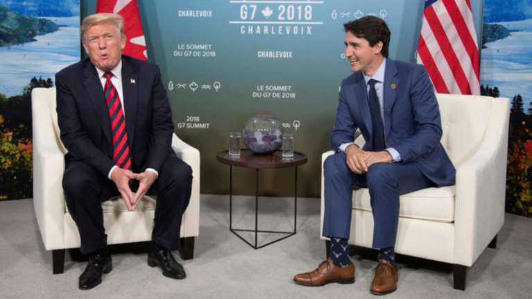 Ενίσχυση της δημοτικότητας του Τριντό μετά την κόντρα με Τραμπ