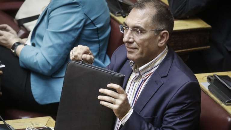 Διαγραφή Δ. Καμμένου από ΑΝΕΛ μετά το «ναι» στην πρόταση μομφής