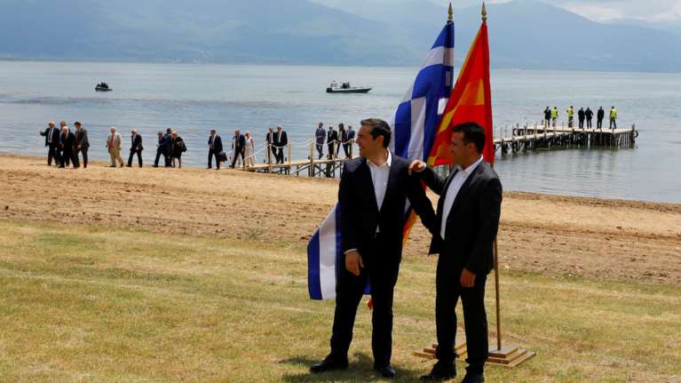 Αλέξης Τσίπρας, ο πρώτος Έλληνας πρωθυπουργός που επισκέφθηκε την πΓΔΜ