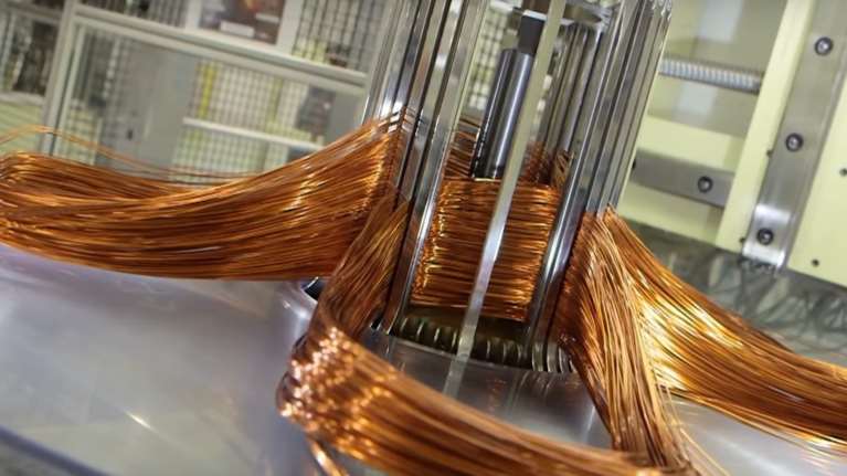 Δείτε πως κατασκευάζεται ένας κινητήρας ηλεκτρικού αυτοκινήτου