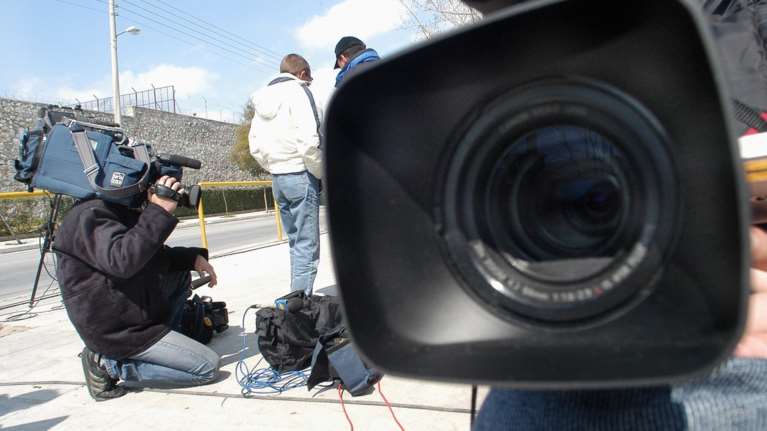 ΕΣΡ: Ποιοι παίρνουν τηλεοπτικές άδειες - Nαι υπό όρους σε Βρυώνη