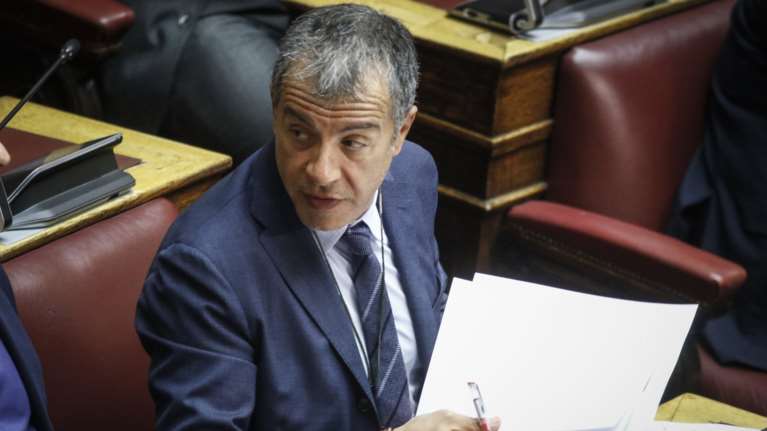 Θεοδωράκης: Αν φύγει ο Καμμένος δεν θα στηρίξω τον ΣΥΡΙΖΑ