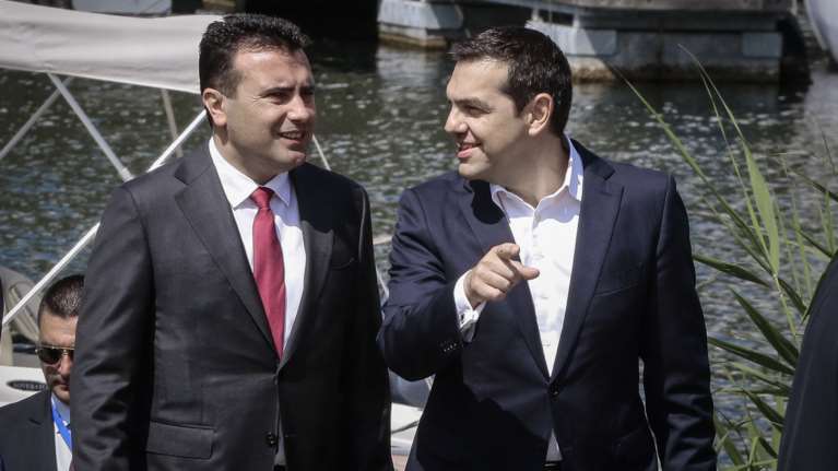 Στη Βουλή της ΠΓΔΜ η συμφωνία Τσίπρα-Ζάεφ