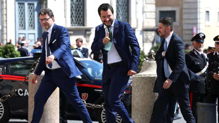 Το 70% των Ιταλών στηρίζει την πολιτική Σαλβίνι στο μεταναστευτικό