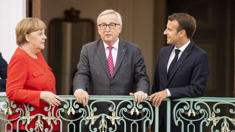 Μια μίνι σύνοδος κορυφής για να σταματήσει η ευρωπαϊκή κακοφωνία