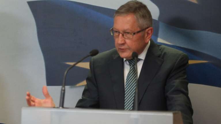 «Ομολογία» Ρέγκλινγκ: Έπρεπε να γίνει νωρίτερα η ελάφρυνση χρέους