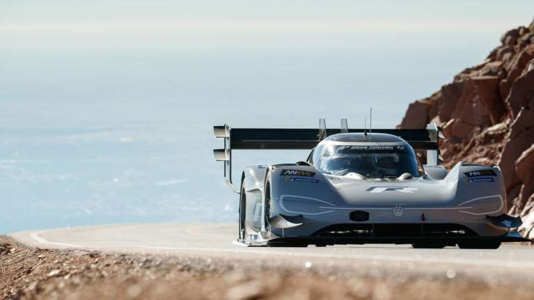 Το VW I.D. R PikesPeak έγραψε ιστορία στην πιο διάσημη ανάβαση