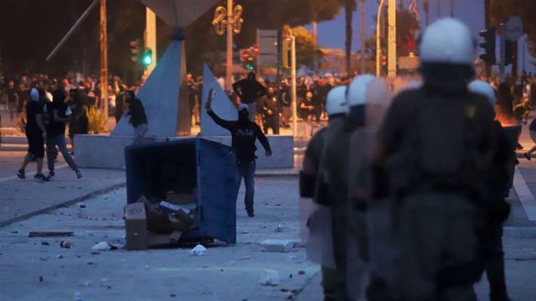 ΣΥΡΙΖΑ: Περιμένουμε από τον ΠΑΟΚ να καταδικάσει τα επεισόδια