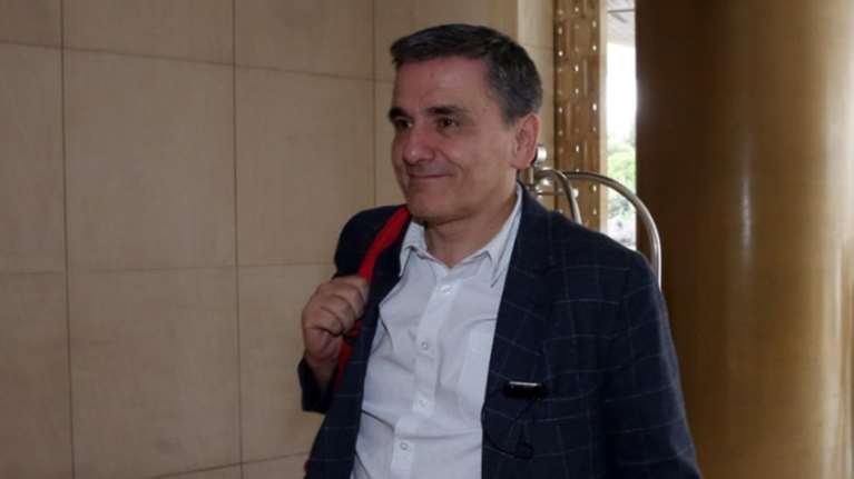 Στην Αθήνα τα κλιμάκια του ΔΝΤ για την έκθεση του χρέους