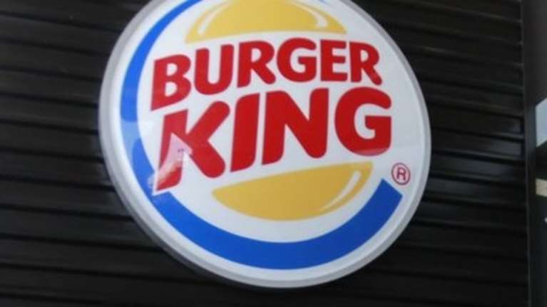 Aνοίγει το πρώτο κατάστημα Burger King στην Ελλάδα