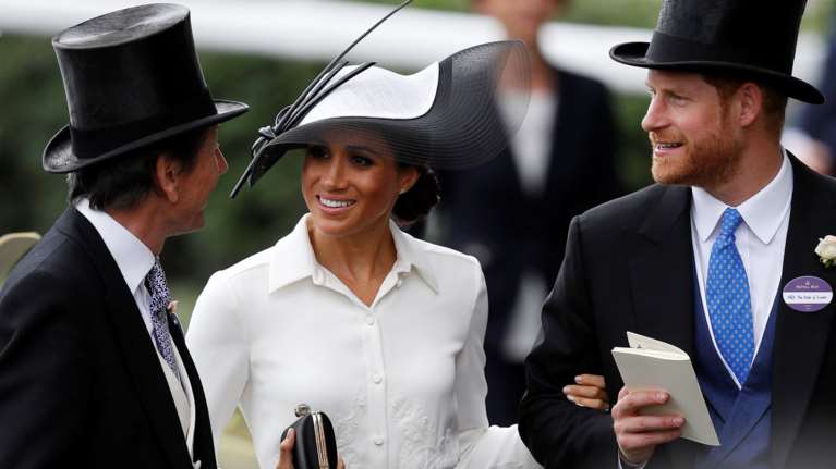 Η Μέγκαν Μαρκλ «γράφει ιστορία» με το στιλ της: Τι πέτυχε για πρώτη φορά