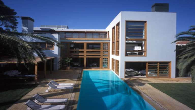 Πουλήθηκε η βίλα Κωστόπουλου- Τα χρήματα, ο νέος ιδιοκτήτης