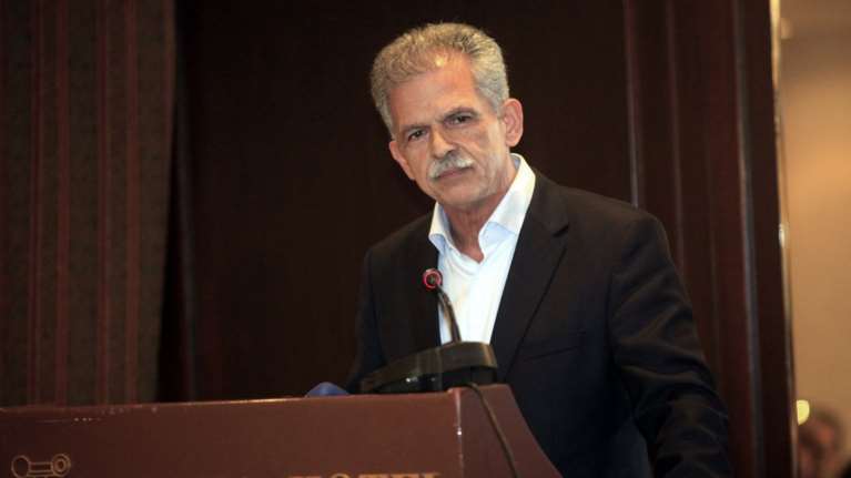 Ξεκαθαρίζει ο Δανέλλης: Αν άλλαζα κόμμα θα άφηνα την έδρα