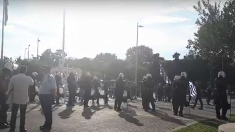 Αποδοκιμασίες σε βάρος της Αχτσιόγλου για το «Μακεδονικό»