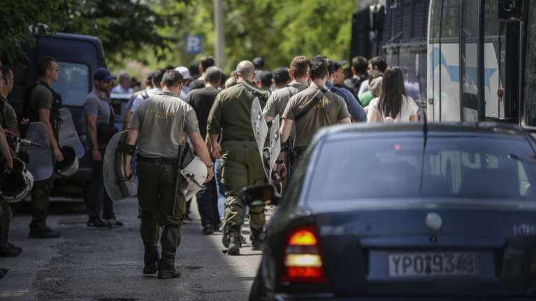 Αθώο το μέλος του «Ρουβίκωνα»  για την ανάρτηση στο διαδίκτο