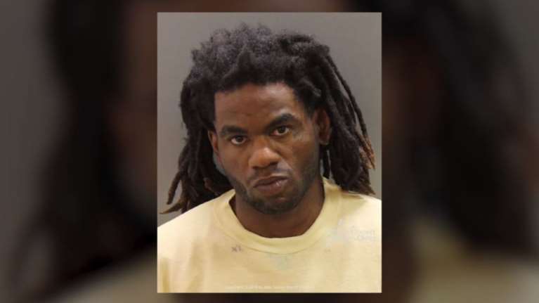 Μαχαίρωσε 9 ανθρώπους σε παιδικό πάρτι γενεθλίων