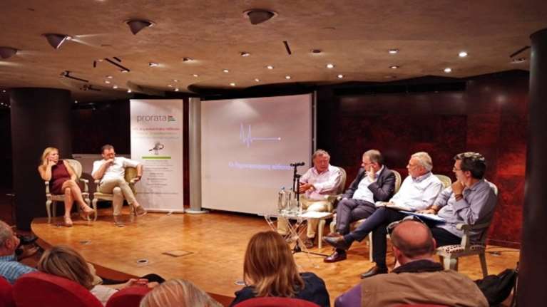 «Οι δημοσκοπήσεις πέθαναν. Ζήτω οι δημοσκοπήσεις»