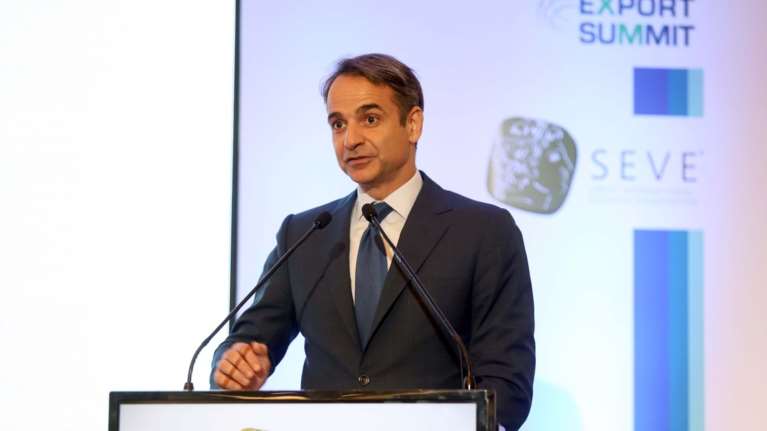 Μητσοτάκης στο Politico: Οι ΣΥΡΙΖΑ-ΑΝΕΛ μας κόστισαν μια περιουσία