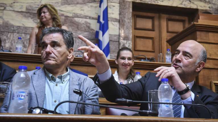 Σκληρή κόντρα ΝΔ - κυβέρνησης για τις δηλώσεις Μοσκοβισί