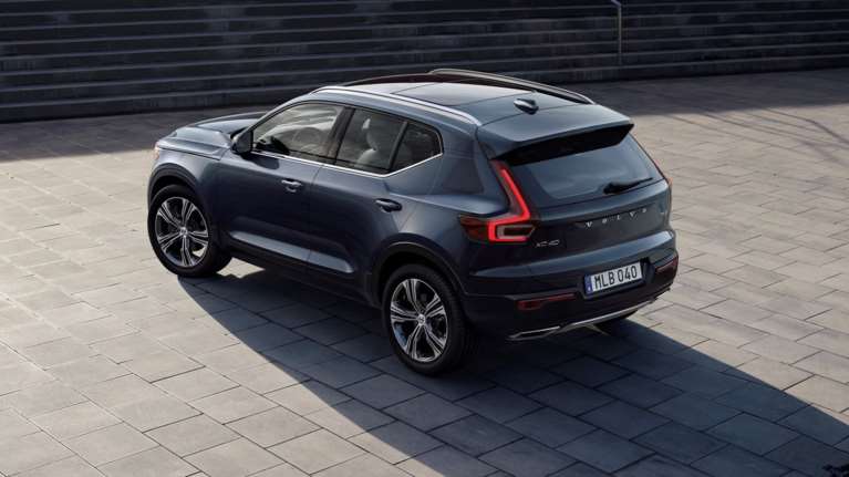Δύο νέες εκδόσεις απέκτησε το Volvo XC40 και σας ενδιαφέρουν
