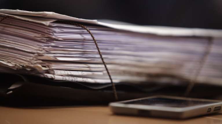 Ernst &amp; Young: Τα μισά στελέχη στην Ελλάδα θεωρούν διαδεδομένη τη διαφθορά