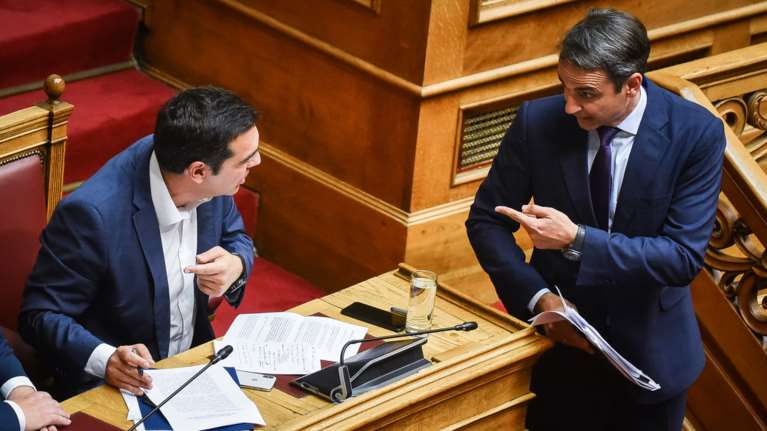 Κλίμα ακραίας πόλωσης, προσωπικές βολές και αλληλοκατηγορίες