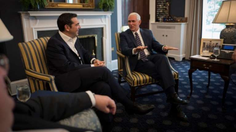 Συγχαρητήρια Πενς σε Τσίπρα και στήριξη Ζάεφ στο ΝΑΤΟ