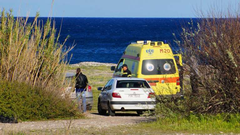 72χρονος ανασύρθηκε νεκρός από τη θάλασσα