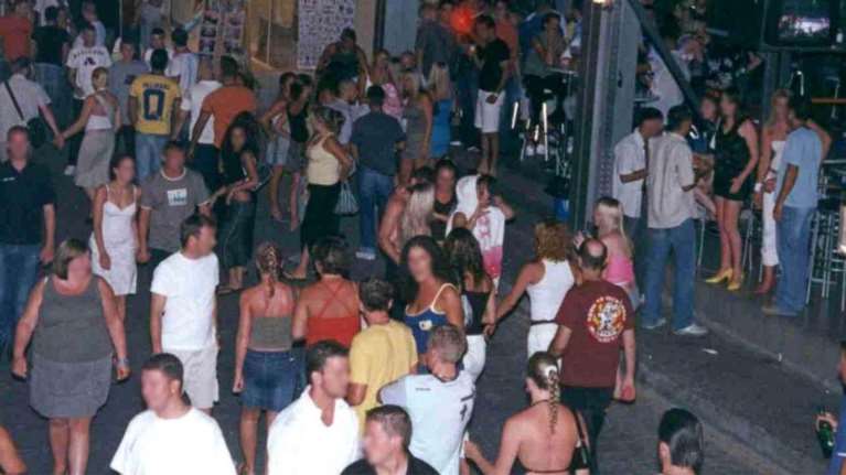 Μεθυσμένος Βρετανός προσπάθησε να κλέψει ασθενοφόρο στη Ζάκυνθο