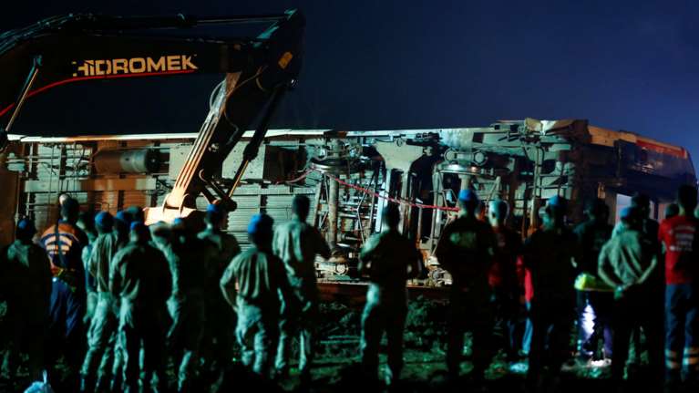 24 νεκροί από τον εκτροχιασμό τρένου στην Τουρκία