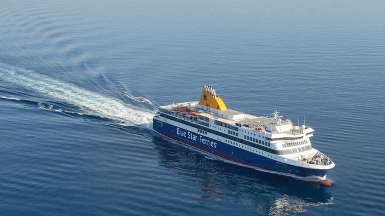 5+1 λόγοι που θα απολαύσετε το ταξίδι με τα πλοία της Blue Star Ferries