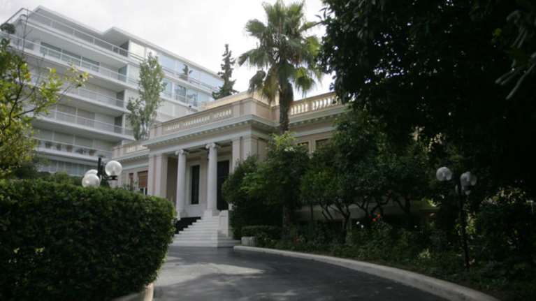 Ανεβαίνουν οι τόνοι για την παρουσία Μπακογιάννη στην ορκωμοσία Ερντογάν