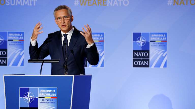 Το ΝΑΤΟ καλεί την πΓΔΜ - Σε άλλη γραμμή ο Καμμένος