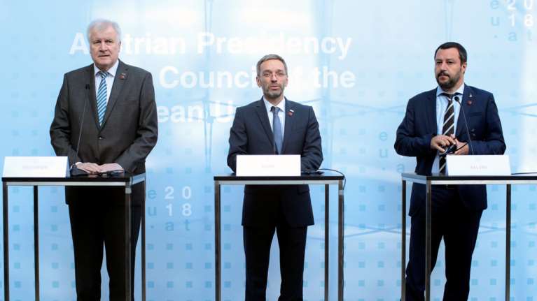 Φρένο Σαλβίνι στη διμερή με τη Γερμανία για το μεταναστευτικό