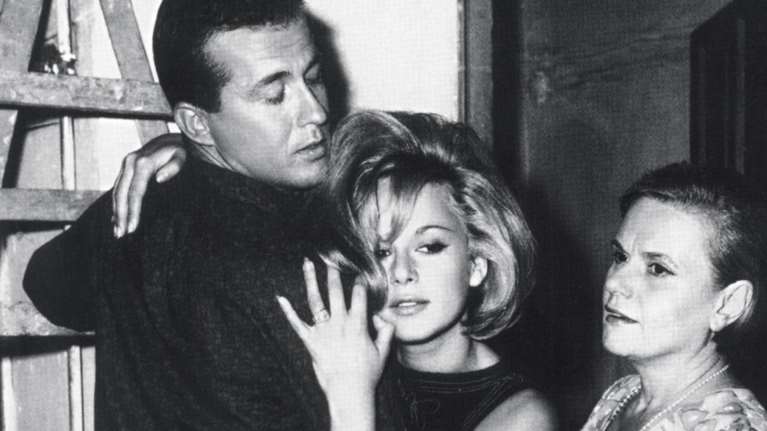 Η άγνωστη ιστορία: Τα αναφιλητά της Αλίκης &amp; το χαστούκι του Παπαμιχαήλ