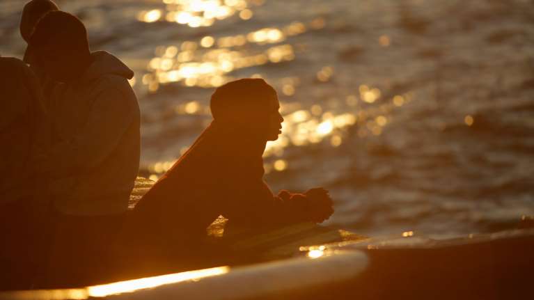 Νέο μπλόκο Σαλβίνι σε πλοιάριο με 450 μετανάστες στη Μεσόγειο