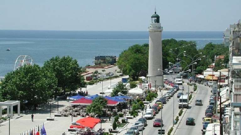 FT: Η Αλεξανδρούπολη το κέντρο της εμπλοκής των Ρώσων στο Σκοπιανό